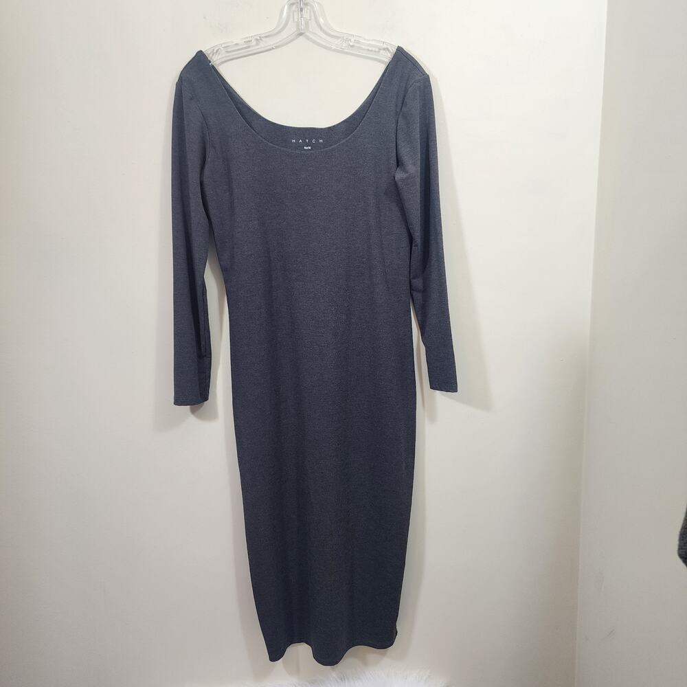 Hatch 3/4 sleeve‎ bodycon maternity dress with shelf bra woman's size medium